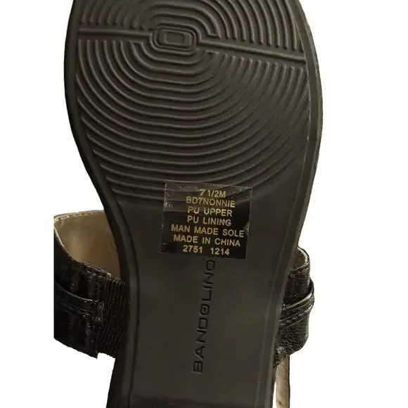 NEW Bandolino Nonnie T-Strap Sandal Womens 7.5 Black Patent Gold Chain Accent - Picture 2 of 6